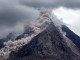 อินโดนีเซียเร่งอพยพประชาชนด่วนหลังภูเขาไฟสินาบุงปะทุรอบใหม่